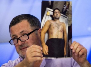  The father of Ibragim Todashev displays end result of FBI interview.