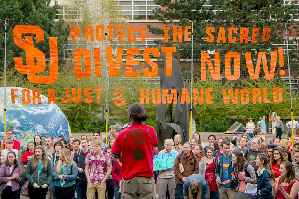 Seattle University protest, Divest in Fossil Fuels