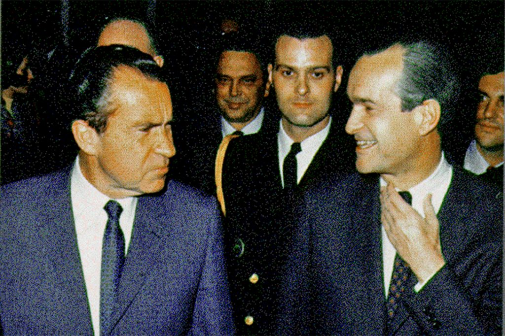 Richard Nixon, Richard Helms