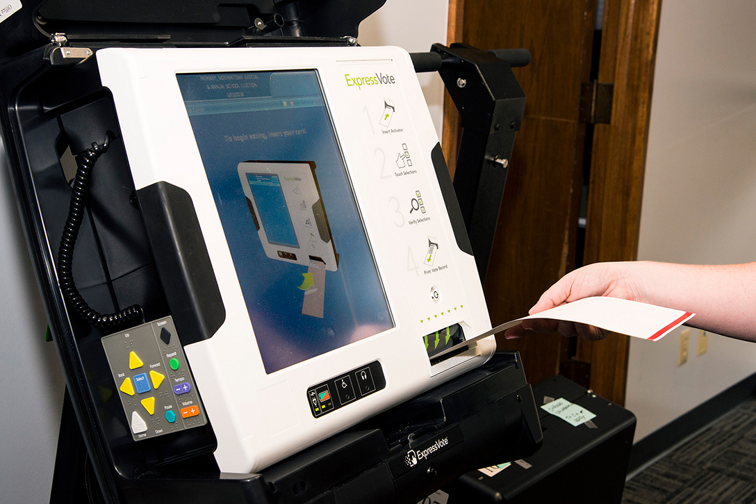 Express Vote, electronic voting machine