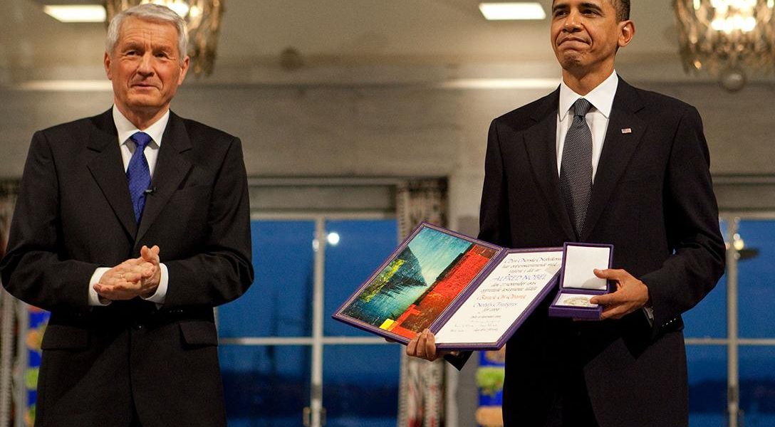 Obama receives nobel prize