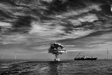 Baltic Sea, Oil platform