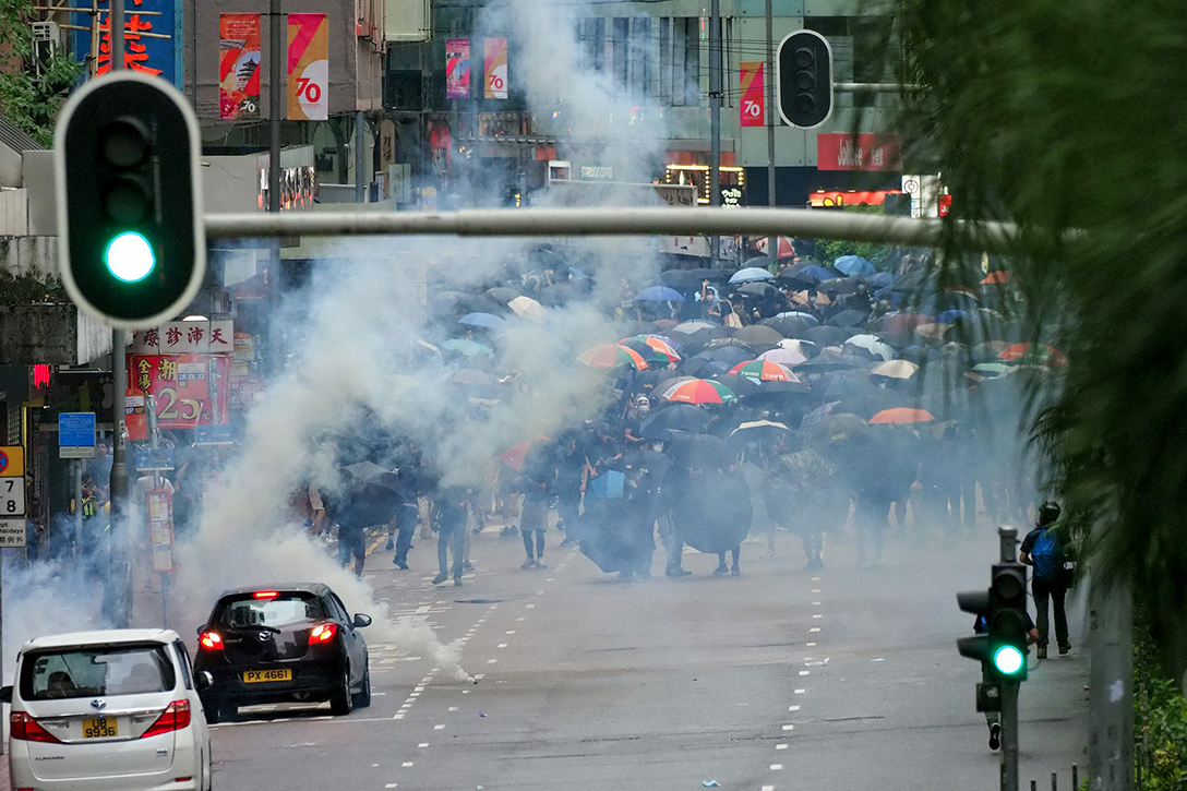Hong Kong, anti-mask law, protest