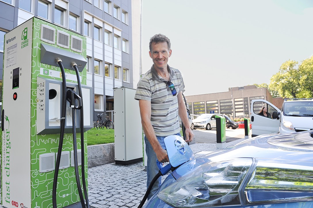 Nissan Leaf, charging station, Norway