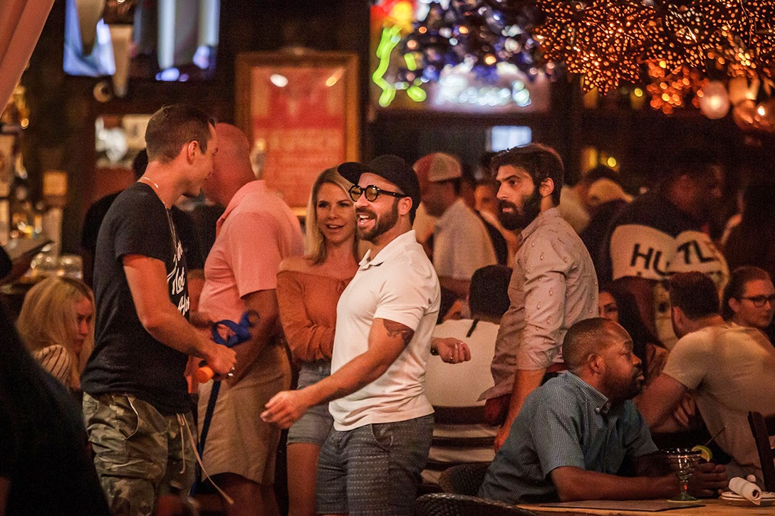 Patrons, Rocco's Tacos, Florida