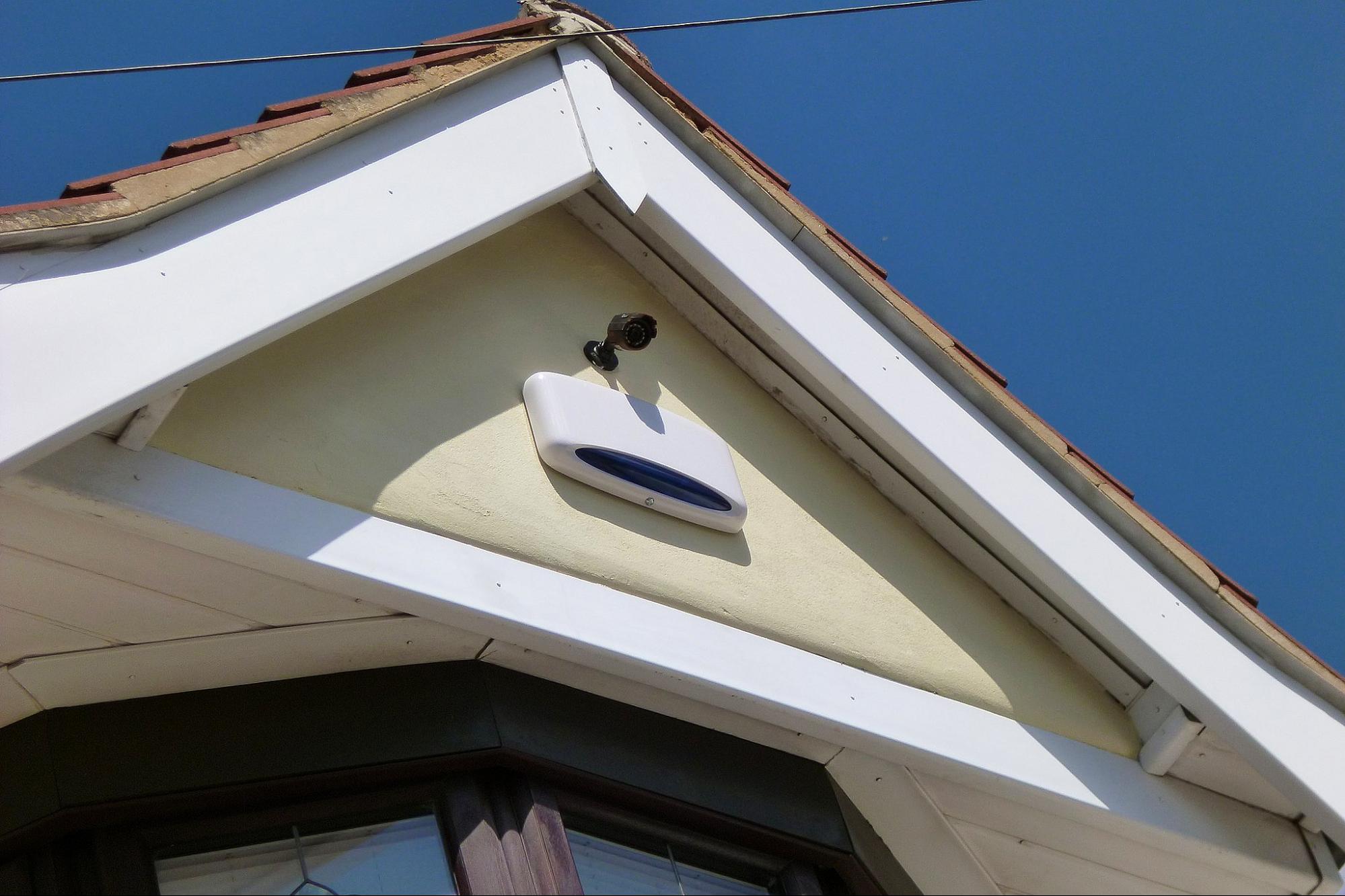 Home security cameras, privacy, risk discovery