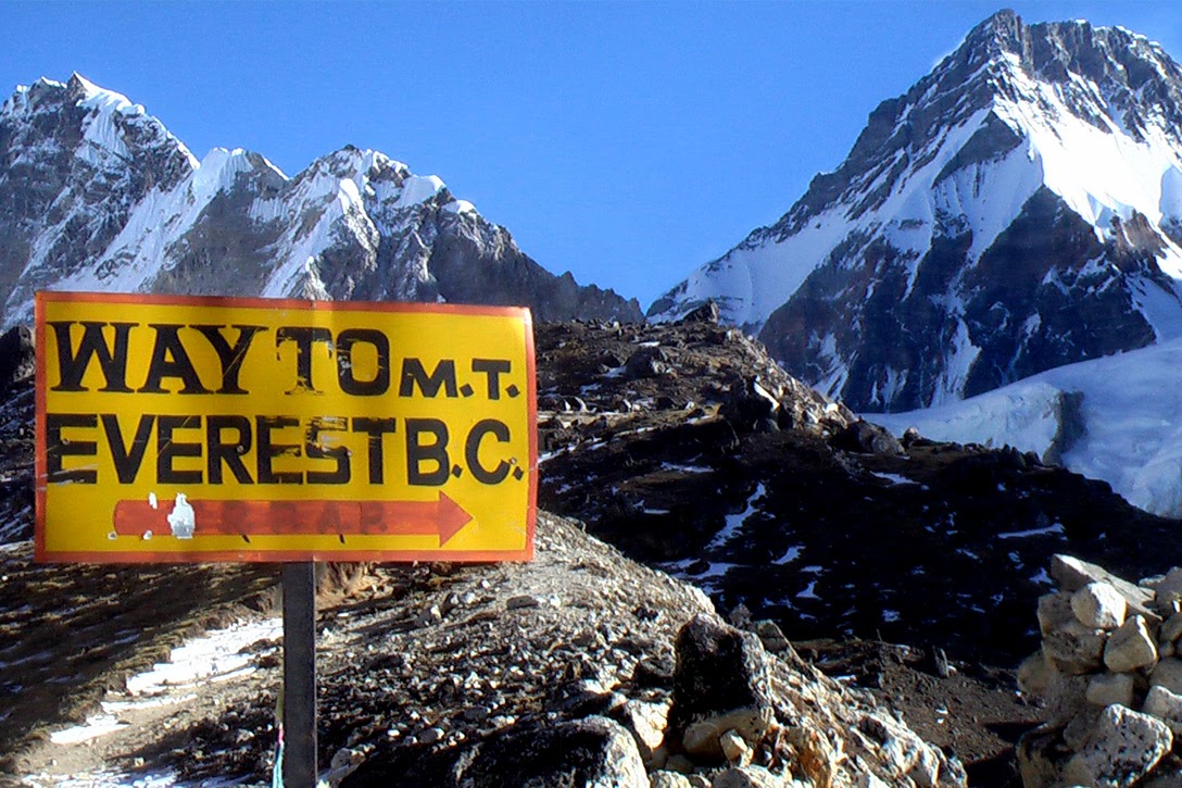 Way To Everest 1088x725.jpg