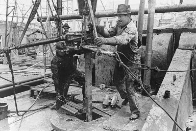 Oil field workers, Kilgore, Texas