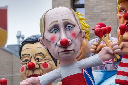 Vladimir Putin, Puppet