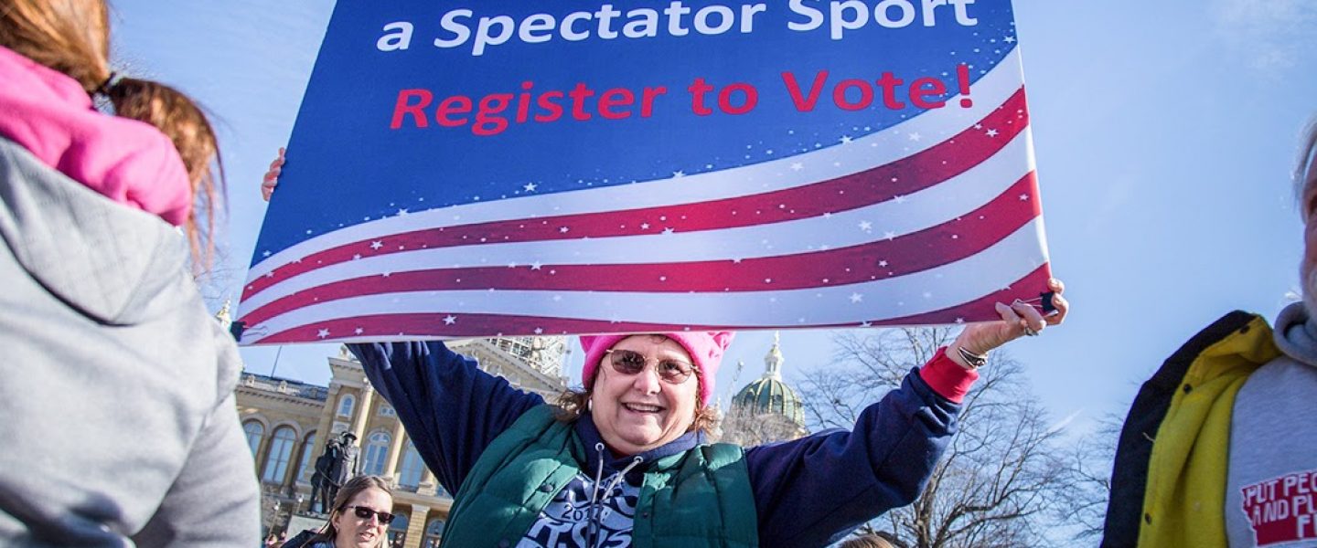 register to vote, Iowa
