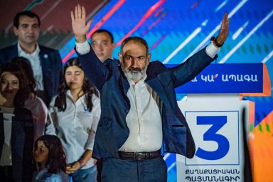 Nikol Pashinya, campaign, Yerevan