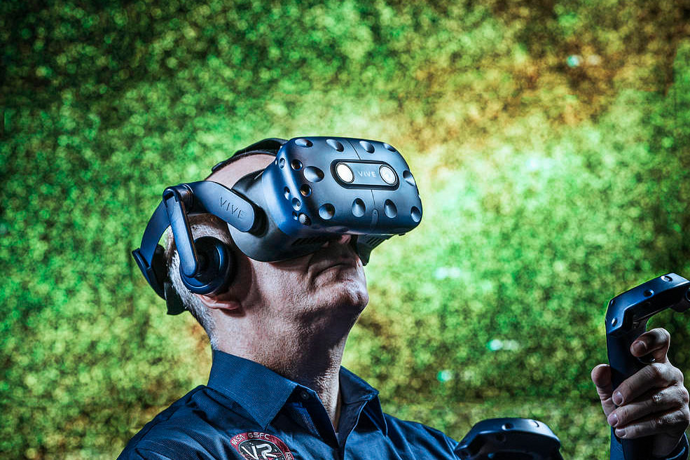 Big Picture, Big Data: Swiss Unveil VR Software of Universe