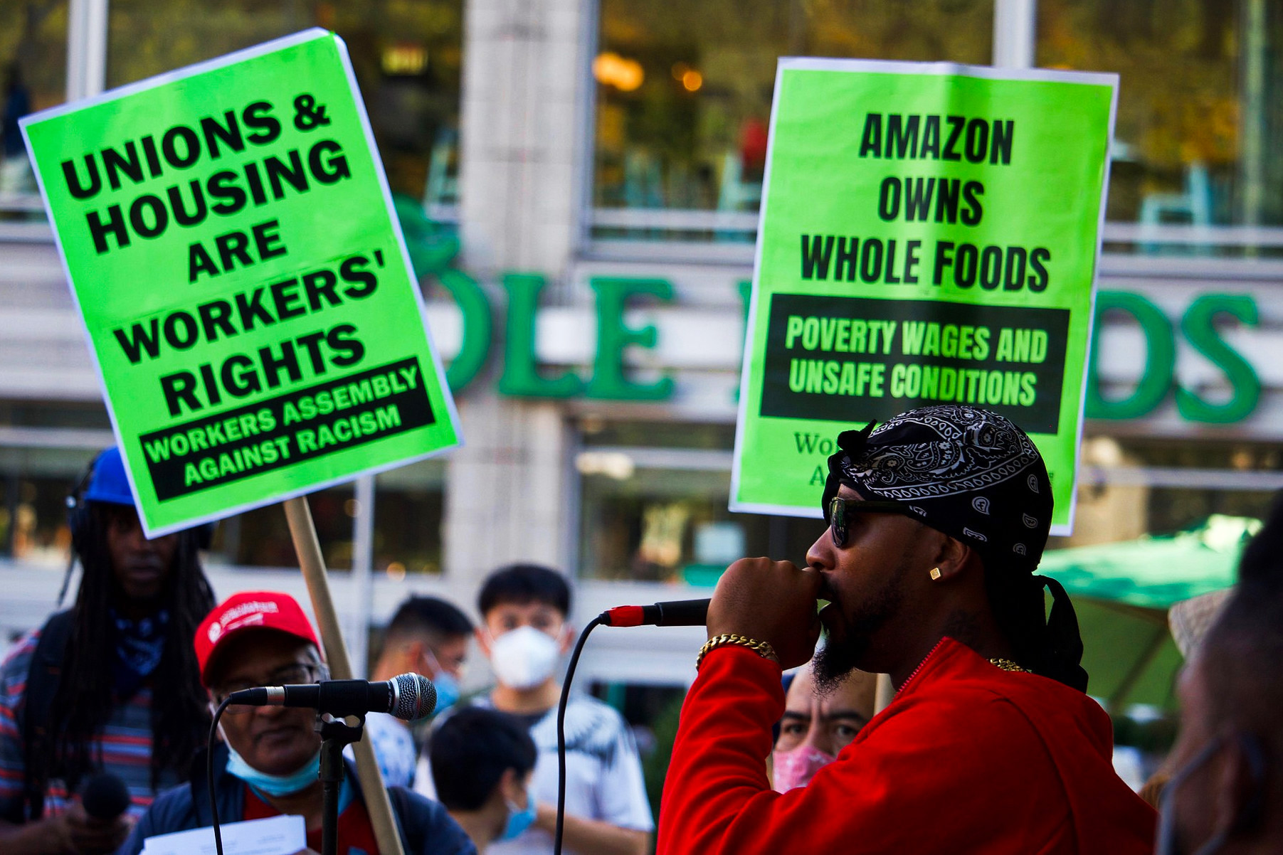 Bid to Unionize Amazon Workers in New York City Nears Milestone