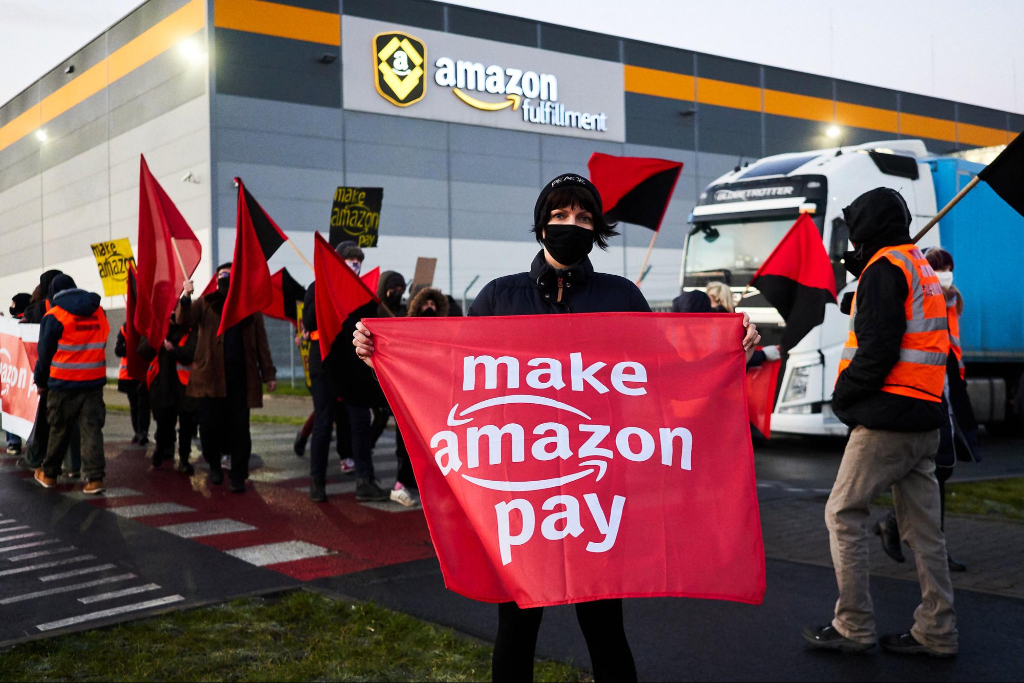 Amazon Workers Plan Black Friday Strike