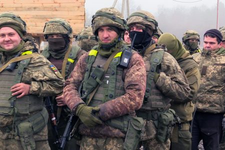 Ukrainian, servicemen, training, Yavoriv, base