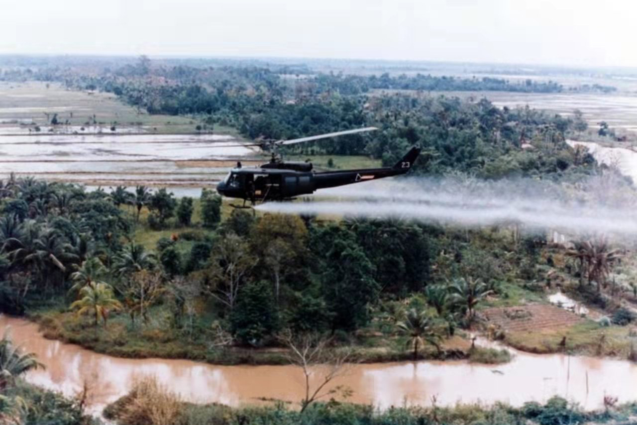 US, helicopter, Agent Orange, Vietnam