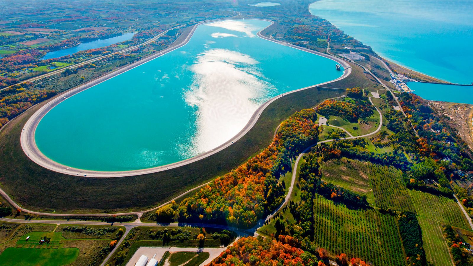 Energy Shift Creates Opening for ‘World’s Largest Batteries’ WhoWhatWhy