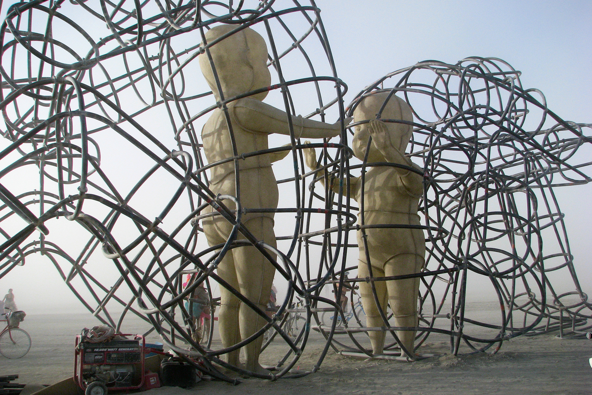 LOVE, Alexander Milov, Burning Man, 2015