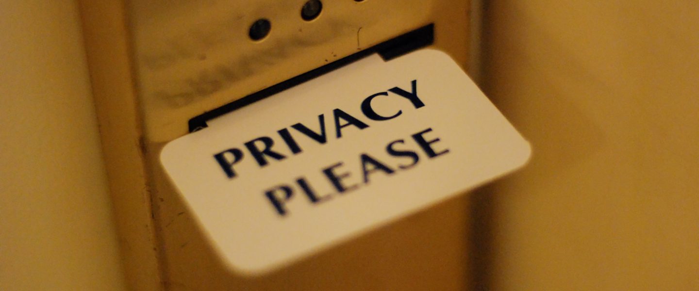 Privacy Please, hotel, lock