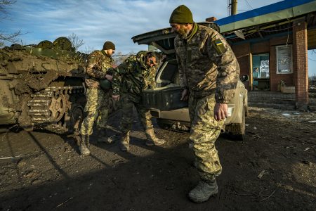 Ukraine, soldiers, weapons, Donbass