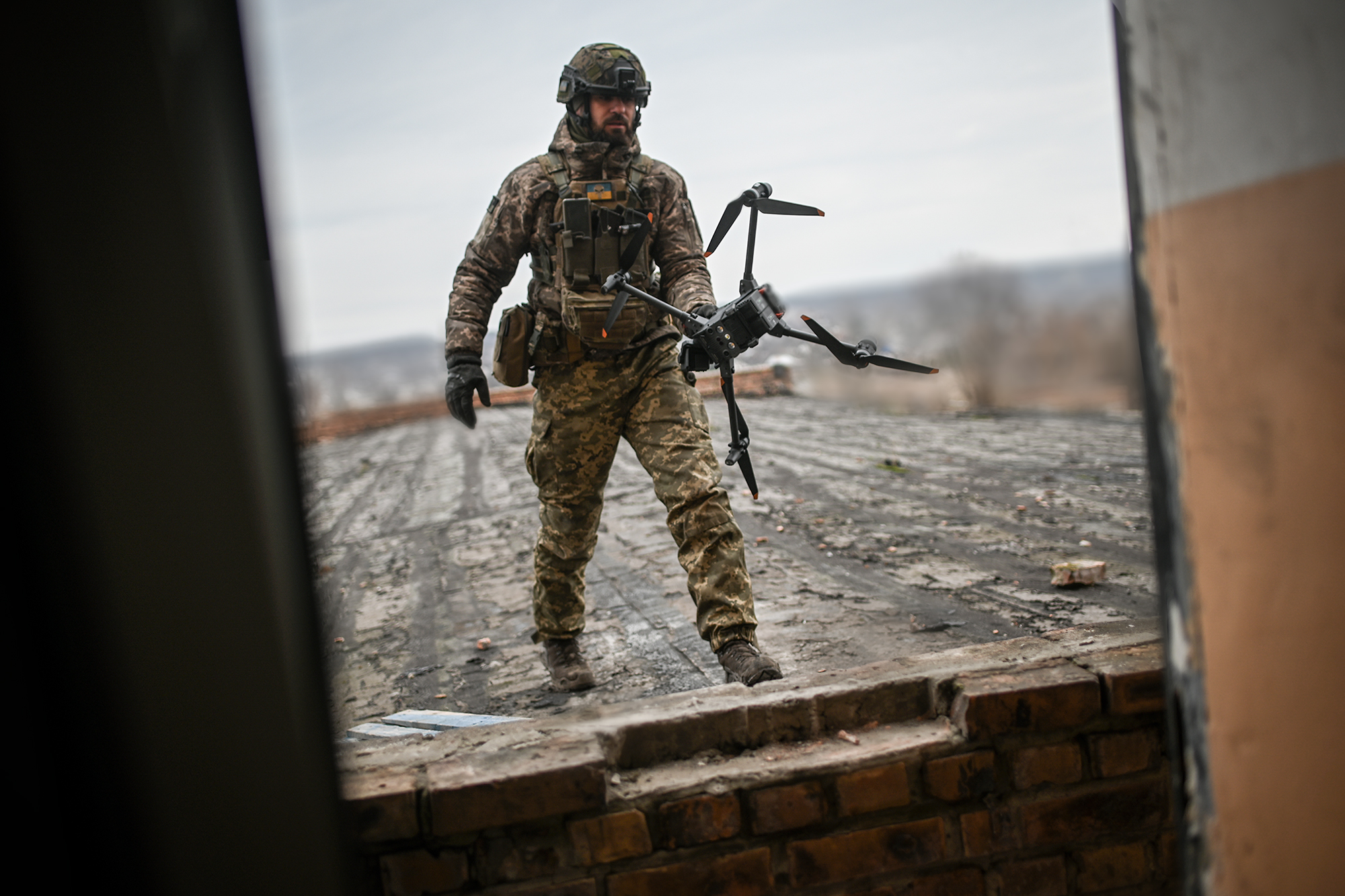 Soldier brings drone back, Ukraine