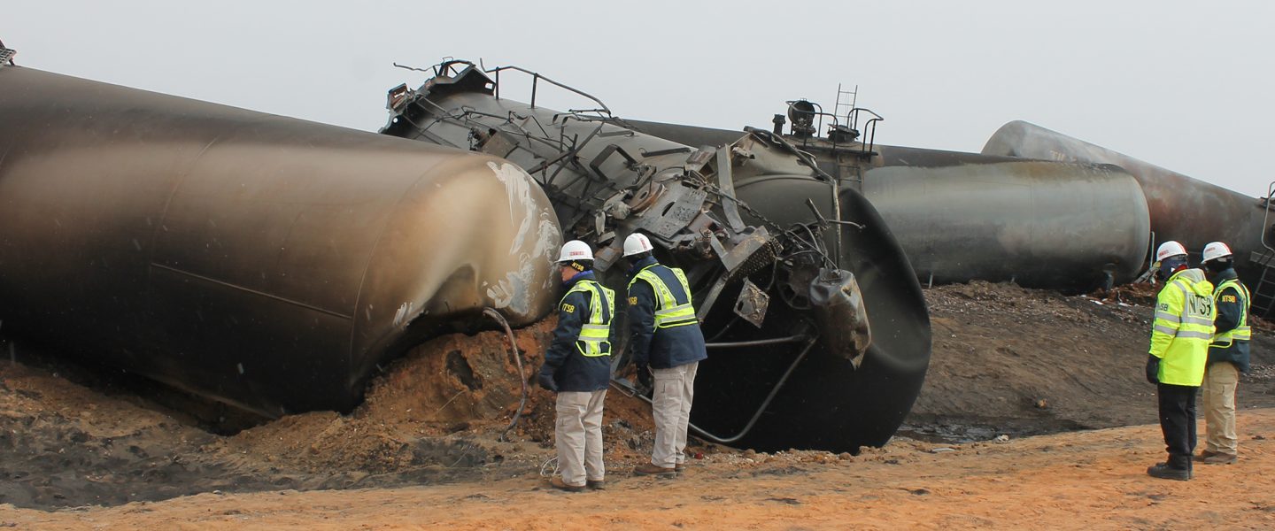 NTSB investigators, derailment, Iowa