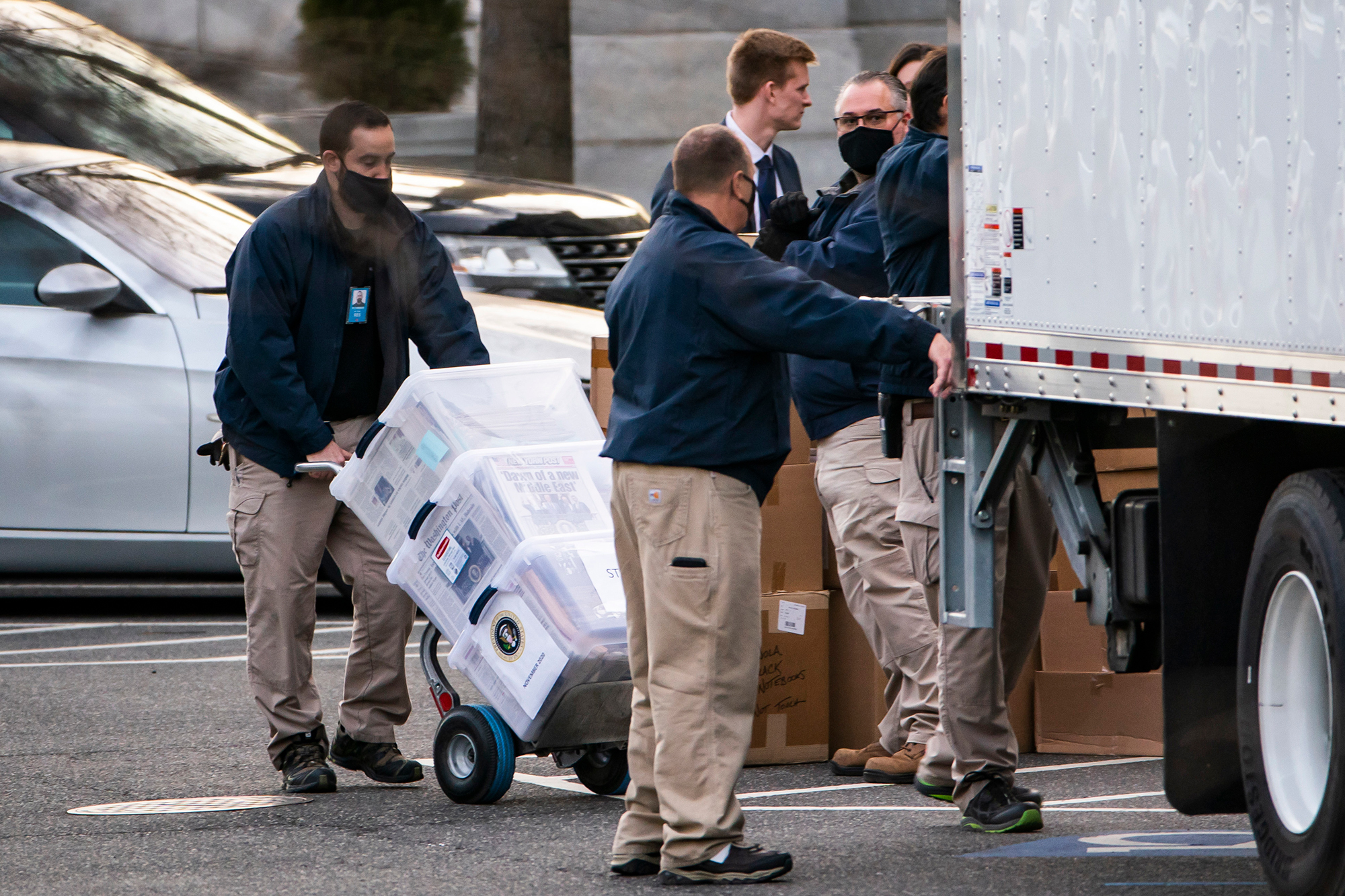 Boxes, documents, moved, White House