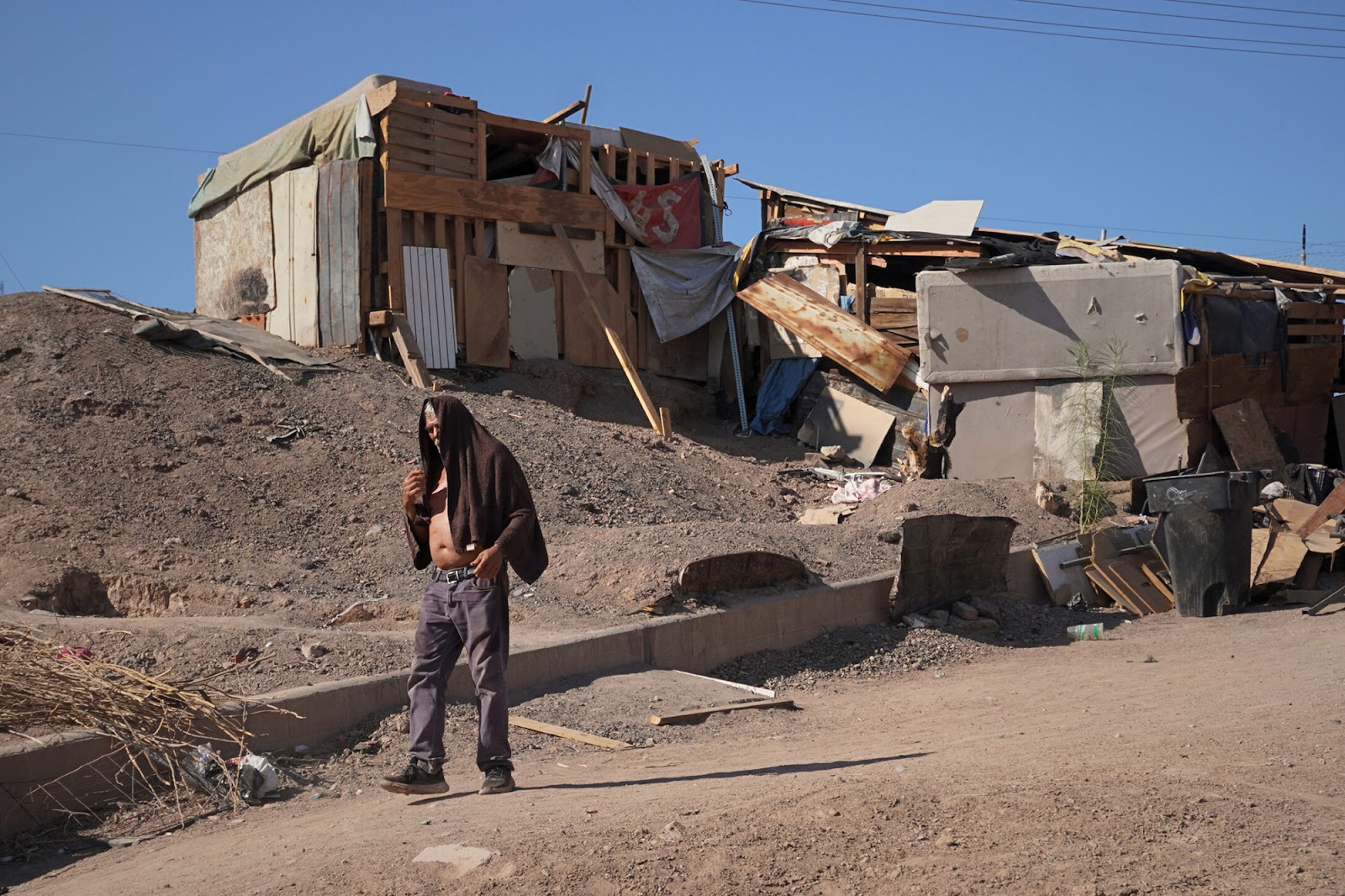 man, encampment, Calexico