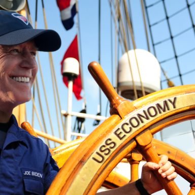 Joe Biden, captain, US Economy