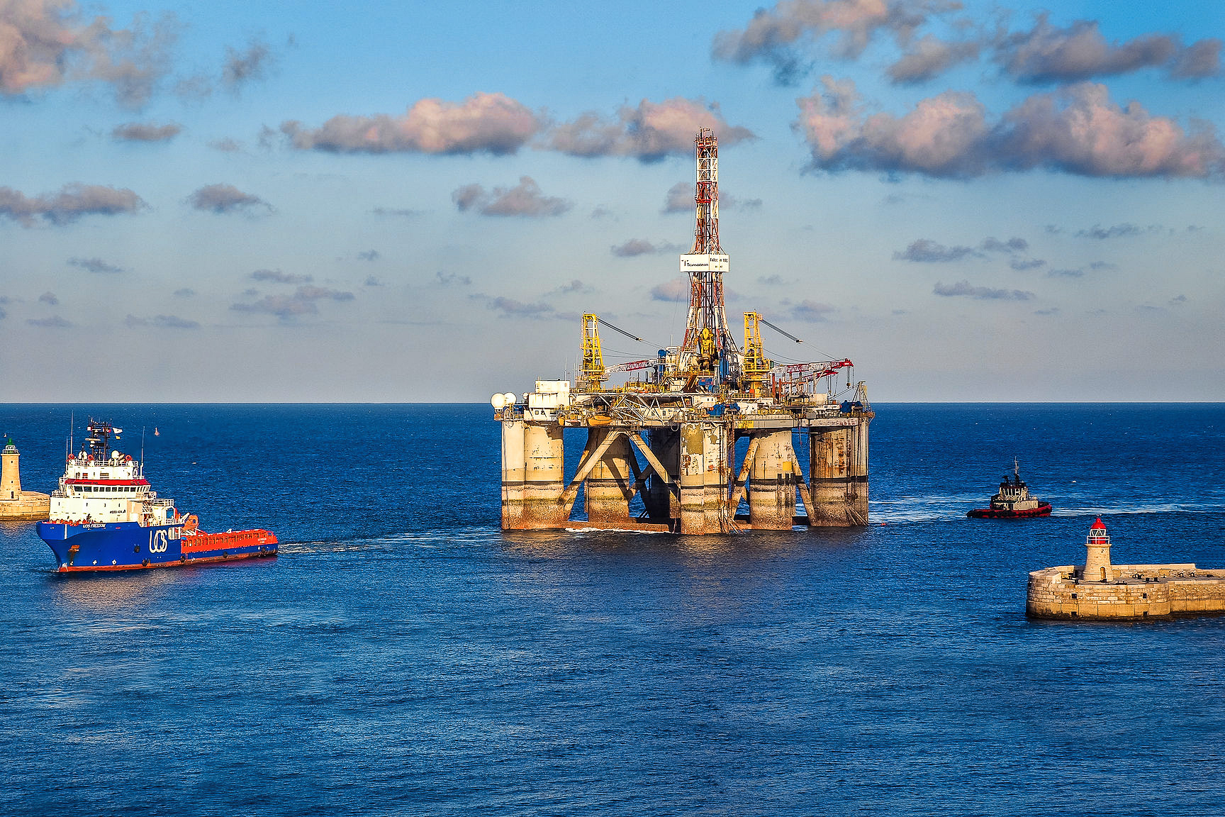environment, oceans, satellite imagery, radar, mapping, fishing, energy