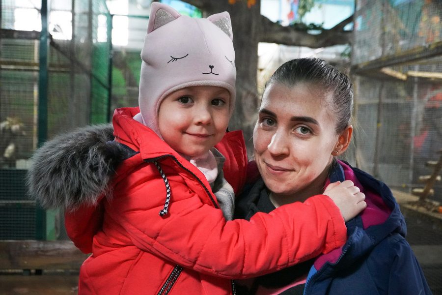 Alina, daughter, zoo, Donbas, Ukraine