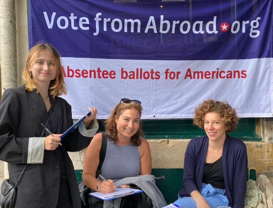 Democrats Abroad, volunteers, Paris, France, 2020