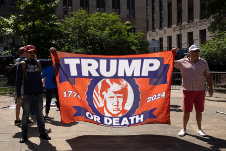 Trump or Death, sign