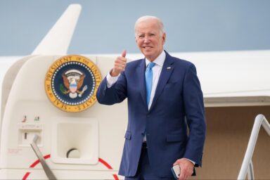 Joe Biden, Air Force One, thumbs up