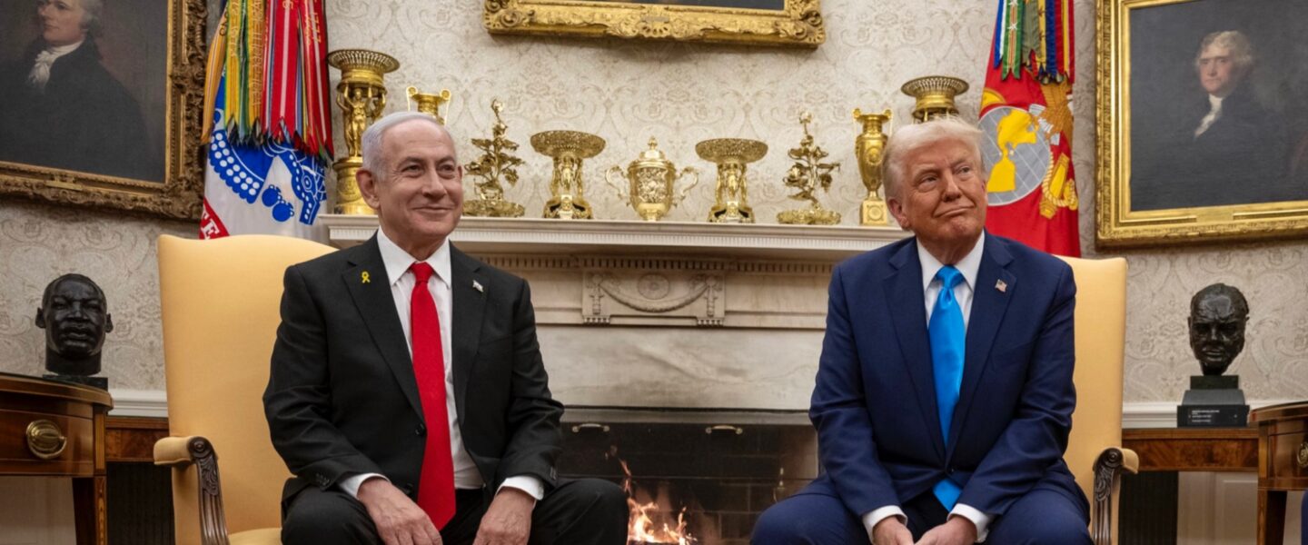 Donald Trump, Benjamin Netanyahu, White House, at table