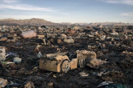 plastic debris, Lake Uru Uru