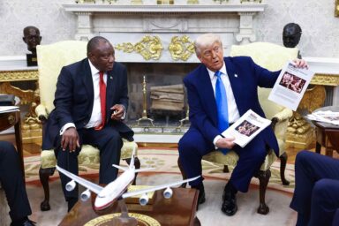 Donald Trump, Cyril Ramphosa, White Genocide, Lie