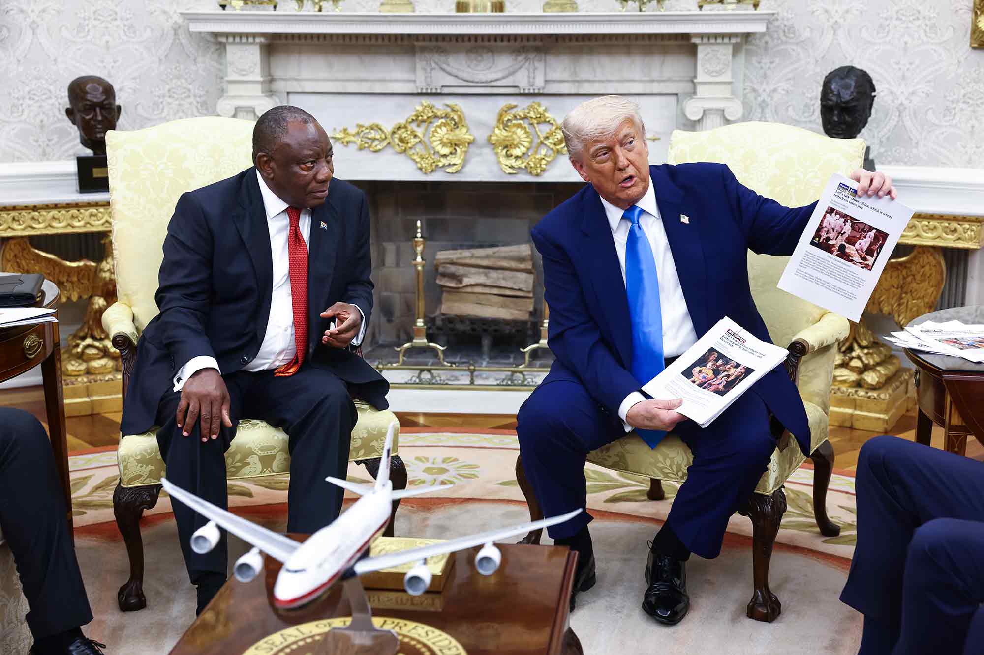 Donald Trump, Cyril Ramphosa, White Genocide, Lie