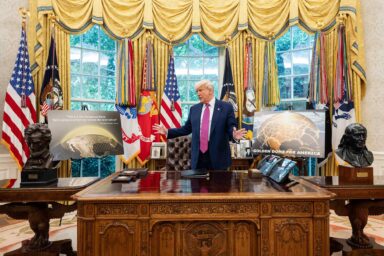 Donald Trump, Trump Organization Office