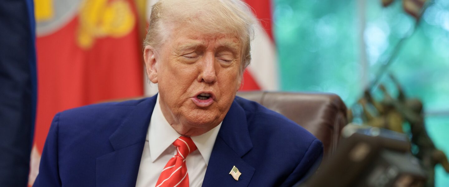 Donald Trump, UK, Oval Office