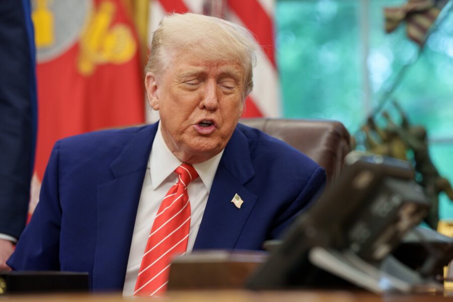 Donald Trump, UK, Oval Office