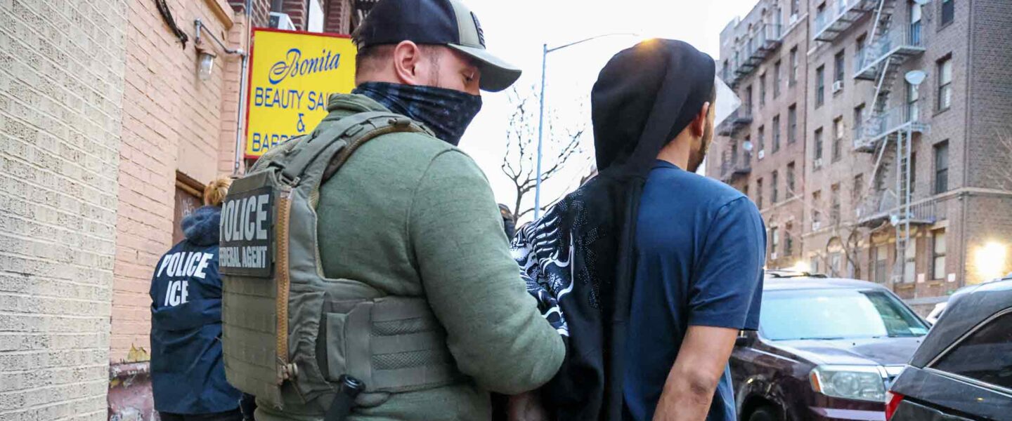 ICE Agents, arrest, alleged illegal Dominican national