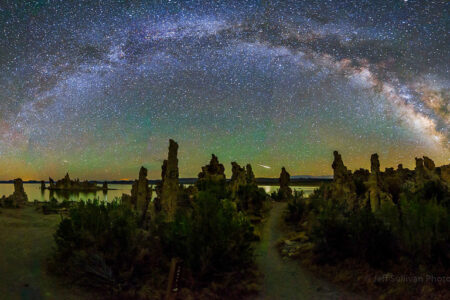 space, galaxy, Halley's comet, meteor shower peak, Eta Aquariid, viewing