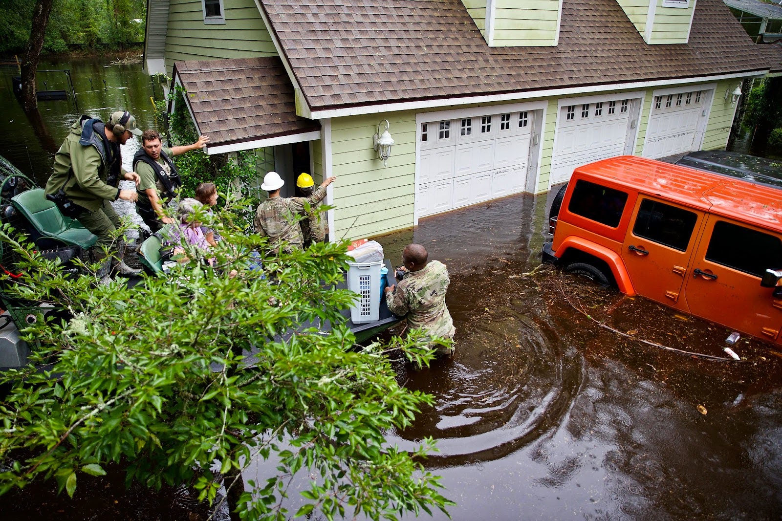 hurricane_rescue_2024_3x2.jpg