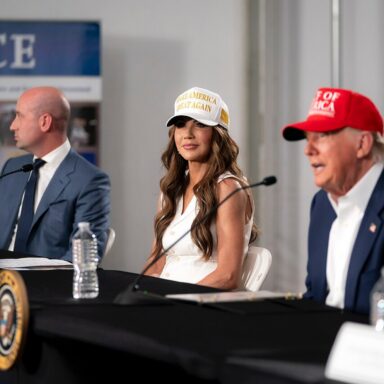 Donald Trump, Kristi Noem, Alligator Alcatraz