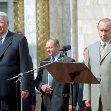 Boris Yeltsin, Vladimir Putin, Moscow