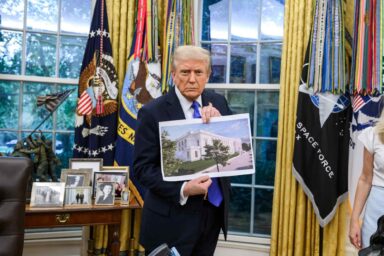 Desperate Trump Steps Up Attempts to Con American Voters One More Time Donald Trump shows off plans for his $300 million Ballroom project