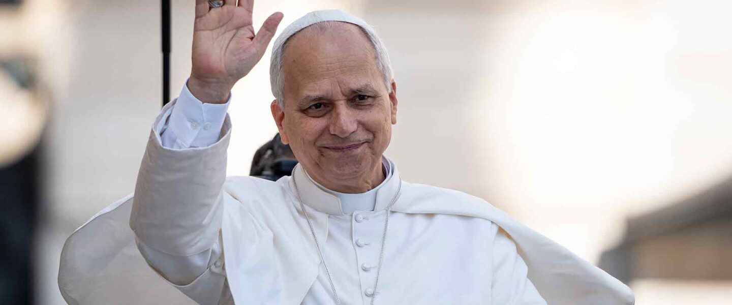 Pope Leo XIV, leads, traditional, Wednesday General Audience