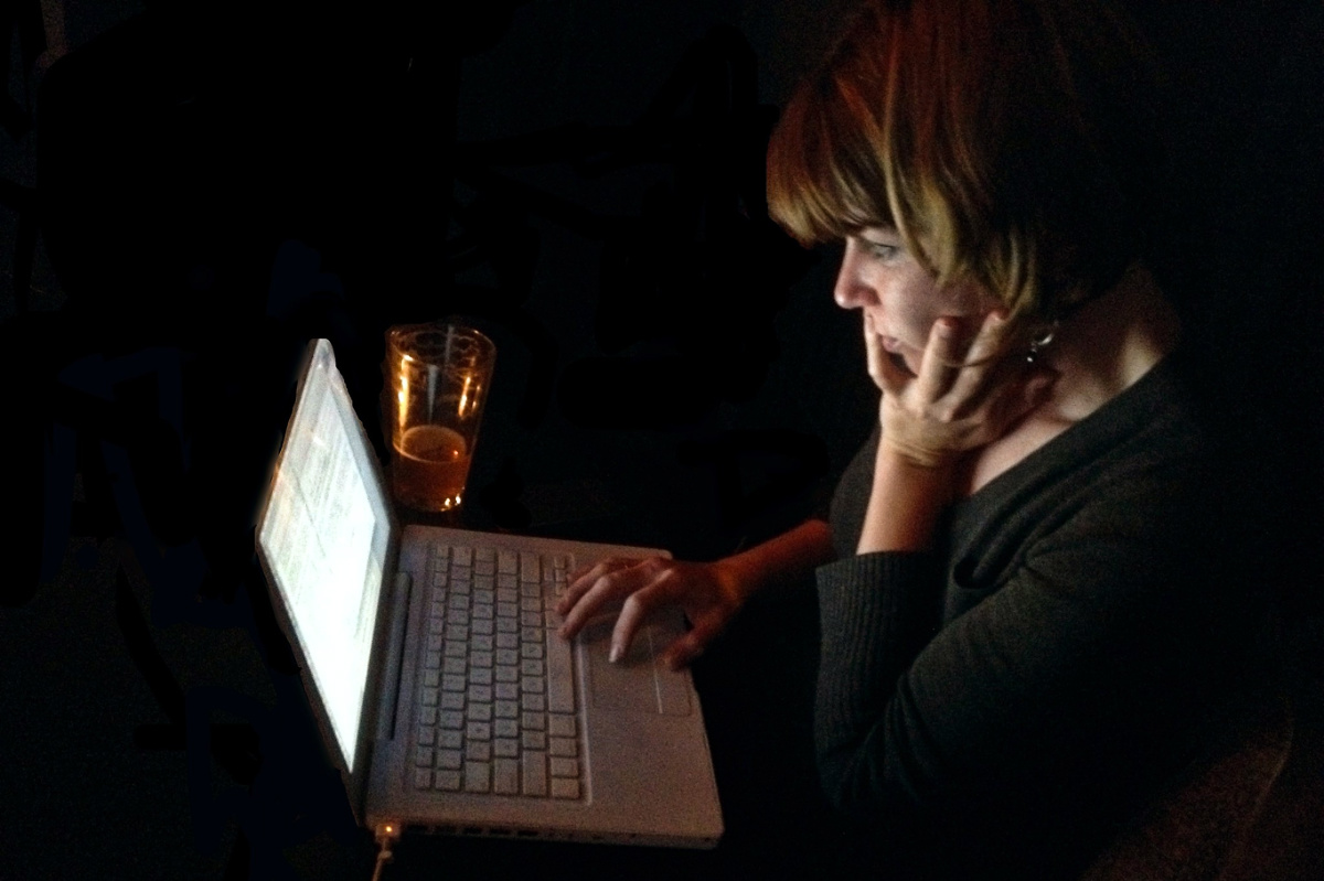 tech, Microsoft, Windows 10, security, end of life, free updates for a year