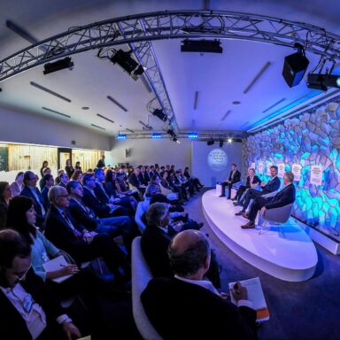 big tech, Silicon Valley, image, media bubble, image, CEO stars